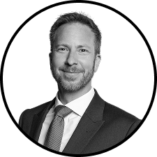 Headshot image of Brett Moffat CFA, CAIA