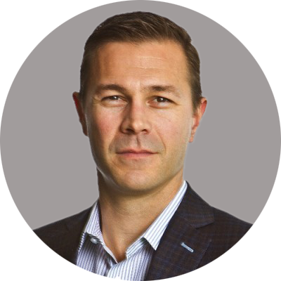 Headshot of Peter Morelli